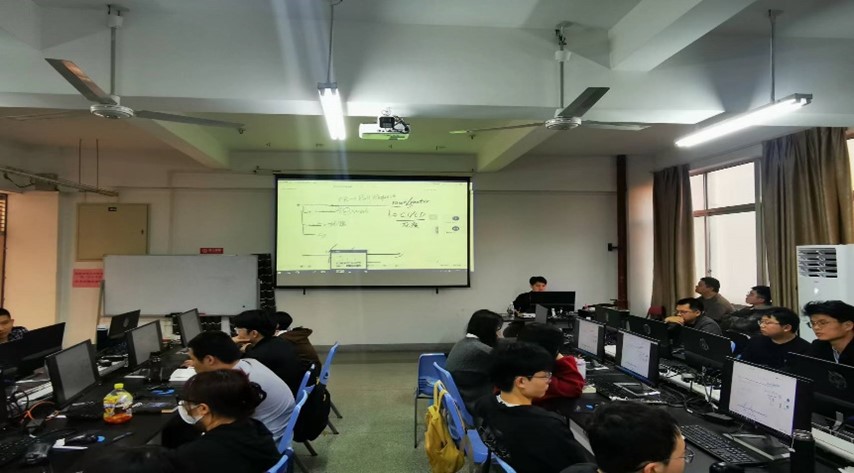 福建漠思軟件技術公司來院開展嵌入式教學軟件技術開發專題培訓