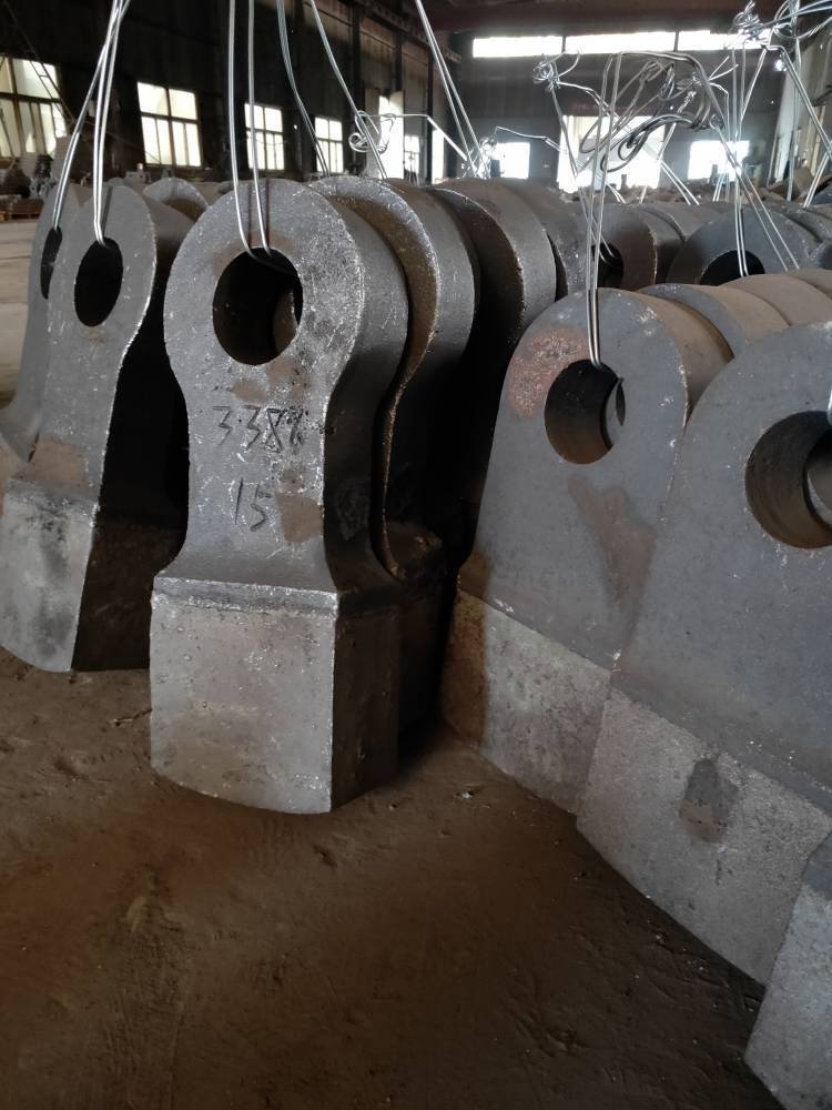 廠(chǎng)家定制高鉻制砂機(jī)錘頭 粉碎機(jī)耐磨配件 錘式破碎機(jī)鍛造錘頭高鉻雙金